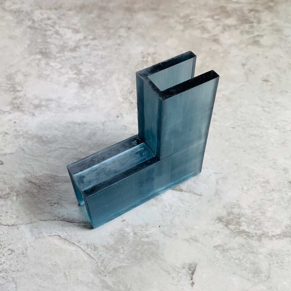 The Whitlock 90 Degree Clip - Alignment Tool for Frameless Shower Doors